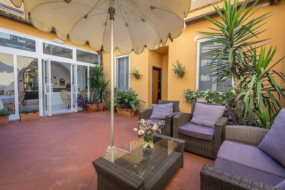 Hotel Veneto Centro Storico Di Firenze Exterior foto